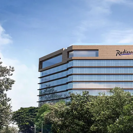 Hotel Radisson Blu International Airport 5*