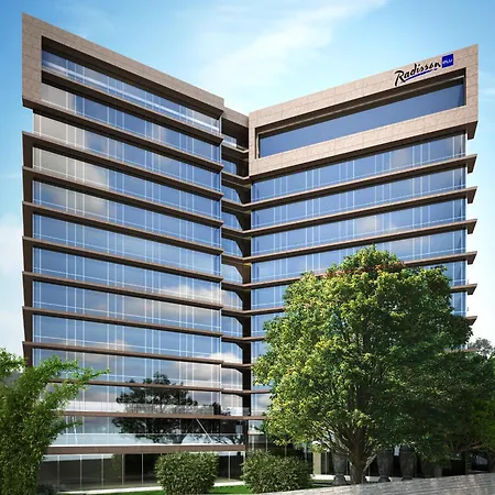 Radisson Blu International Airport