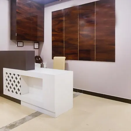 Hotel Blue Sky Residency 3*