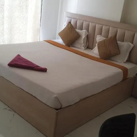 Bed & Breakfast Shree Laxmi Residency, South Mumbai, Byculla West *