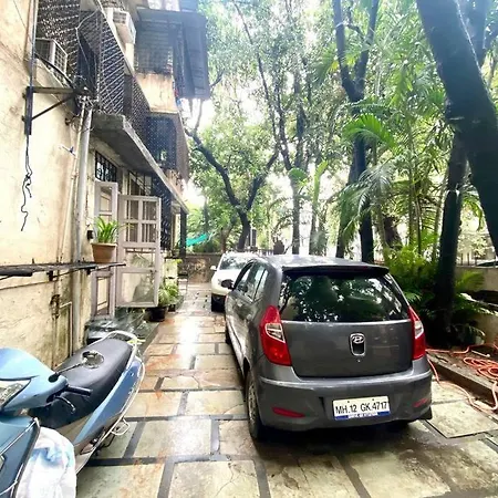 Arora Bhavan 1a, Khar West By Connekt Homes