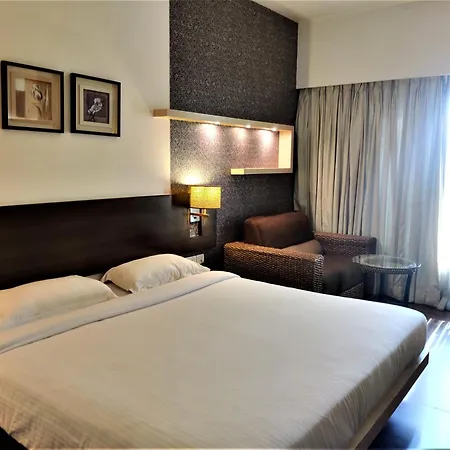 Hotel Satkar Residency 4*