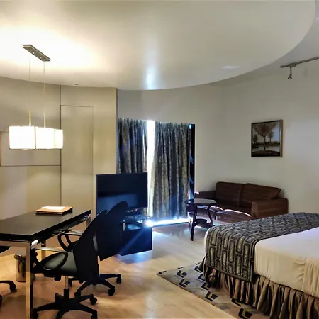 Satkar Residency Hotel 4*