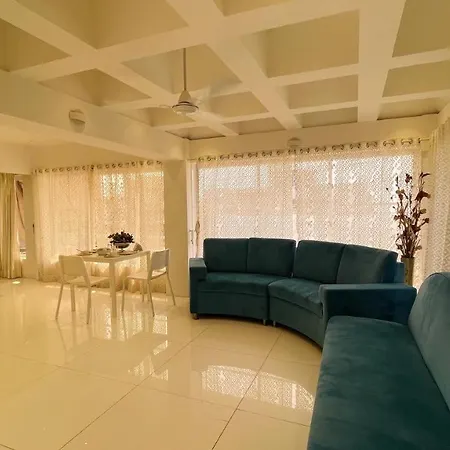 One Bedroom Apartment- Near Kokilaben Ambani Hospital, Andheri West Apartment Mumbai