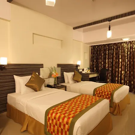 Nestor Hotel, Hotel 4*