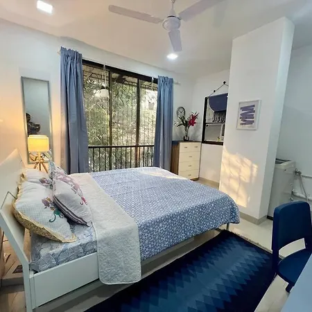 Arc Nest, A Perfect Retreat In The Heart Of Bandra By Connekt Homes Apartment