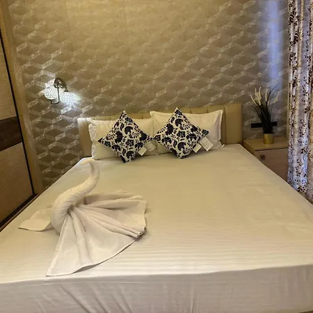 1.5br Service In Bkc By Florastays Mumbai