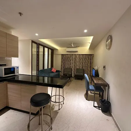 1.5br Service In Bkc By Florastays Apartment