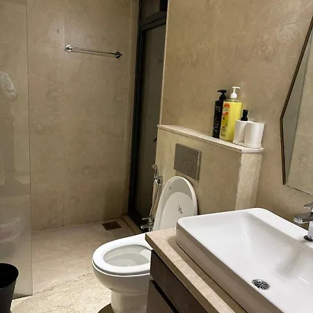 Apartment 1.5br Service In Bkc By Florastays