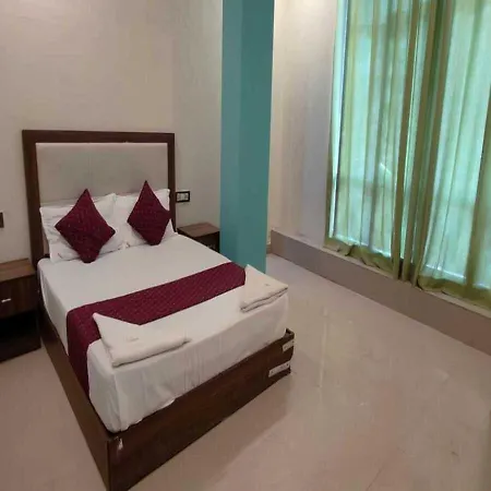 Hotel Blue Sky Residency 3*