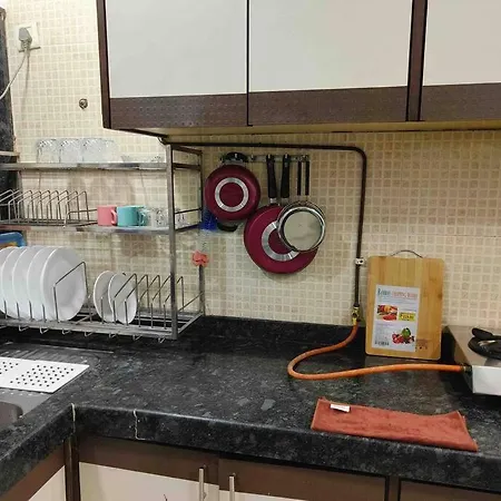Apartment Bandra - Spacious 2 Bhk- Close To Bkc. Mumbai