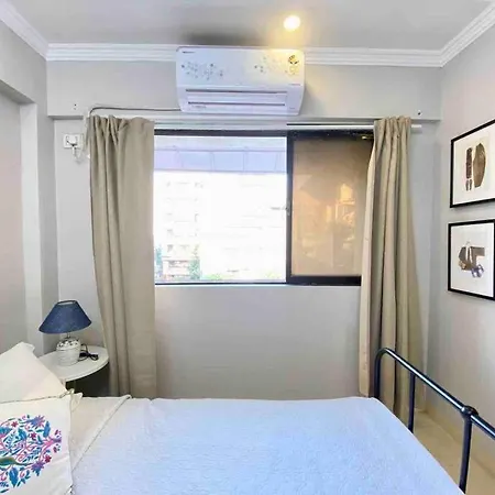 Newton Villa, A Hidden Gem With A Pvt Terrace In The Heart Of Bandra By Connekt Homes Apartment *
