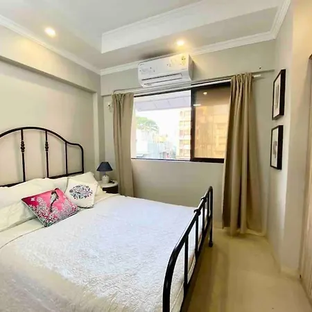 Newton Villa, A Hidden Gem With A Pvt Terrace In The Heart Of Bandra By Connekt Homes Apartment *