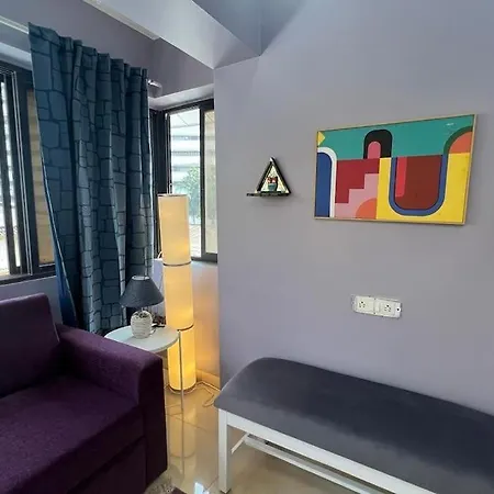 Apartment Newton Villa, A Hidden Gem With A Pvt Terrace In The Heart Of Bandra By Connekt Homes *