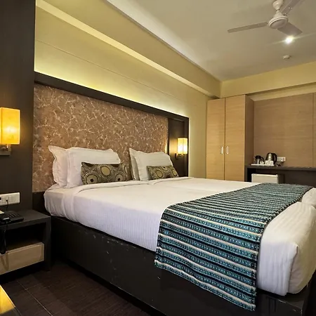 Galaxy Beacon Hotel, Santacruz ,mumbai Hotel