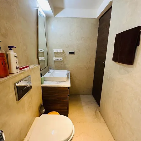 Apartment 1.5br Service In Bkc By Florastays