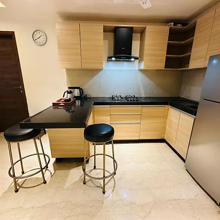 Apartment 1.5br Service In Bkc By Florastays *