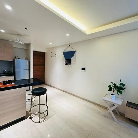 Apartment 1.5br Service In Bkc By Florastays
