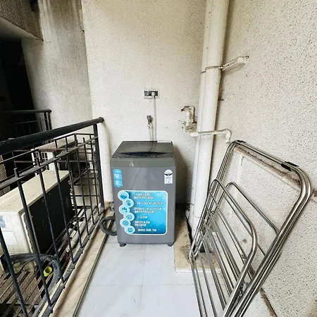 Apartment 1.5br Service In Bkc By Florastays