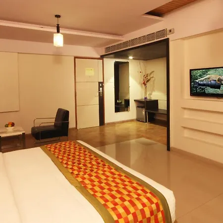 Nestor Hotel, Hotel 4*