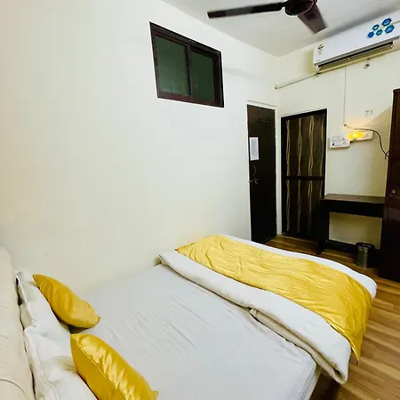 Homestay Urban And Suites, Service In Goregaon