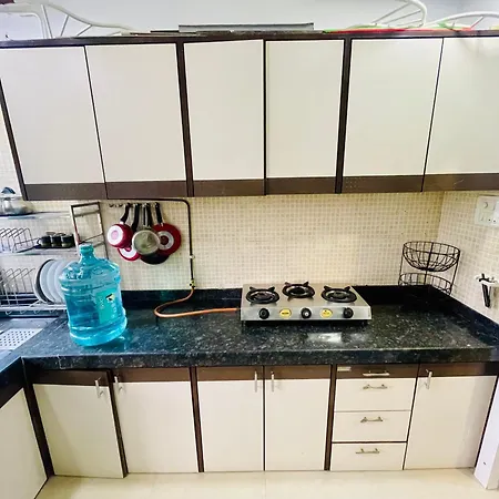 Apartment Bandra - Spacious 2 Bhk- Close To Bkc. *