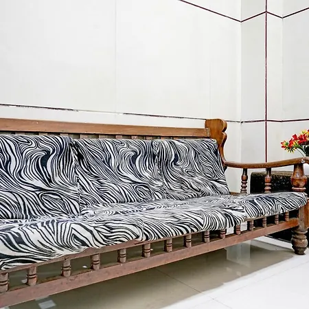 Hotel Golden Sagar - Kurla 3*