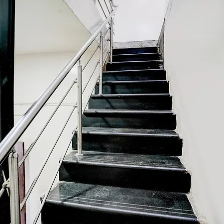 Golden Sagar - Kurla 3*