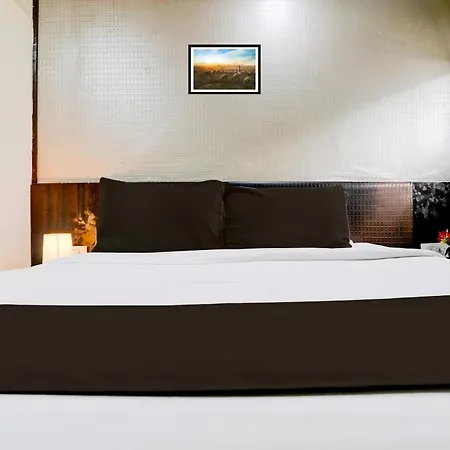 Hotel Golden Sagar - Kurla Mumbai