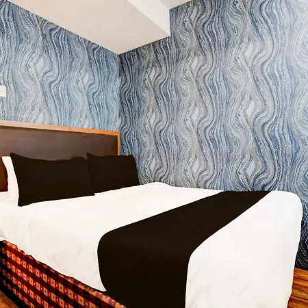 Hotel Via Maahi Residency