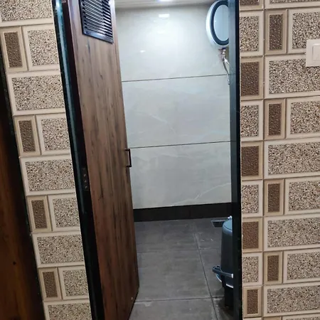 Ekta Ac Premium Hostel *