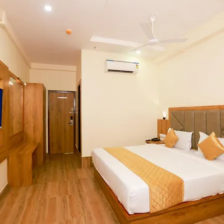 Bkc Minerva, Near Us Consulate Hotel