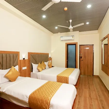 Hotel Bkc Minerva, Near Us Consulate 3*