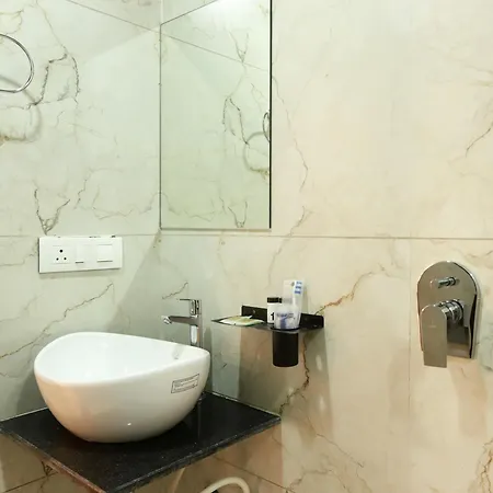 Bkc Minerva, Near Us Consulate 3*