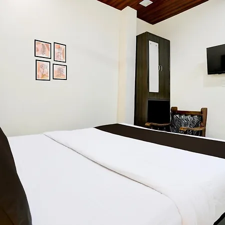 Hotel Golden Sagar - Kurla Mumbai