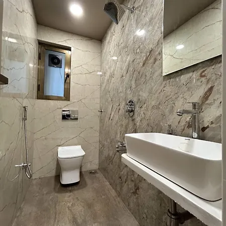 Downtown 1bhk Luxury In Mahalaxmi 602 Apartment Mumbai