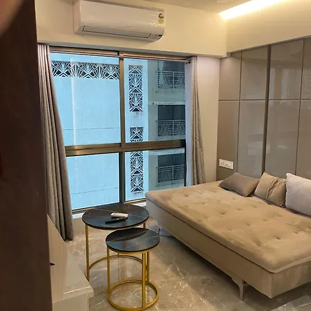 Downtown 1bhk Luxury In Mahalaxmi 602 *
