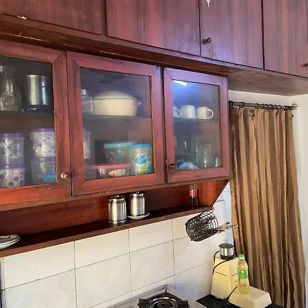 Apartment 1bhk Available At New Link Road, Oshiwara