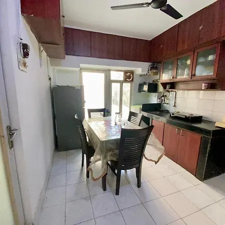 Apartment 1bhk Available At New Link Road, Oshiwara *