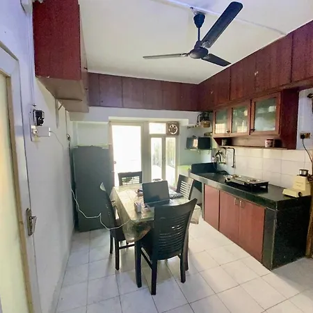 1bhk Available At New Link Road, Oshiwara Apartment Mumbai