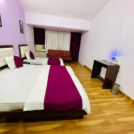 Urban And Suites, Service In Goregaon * Mumbai