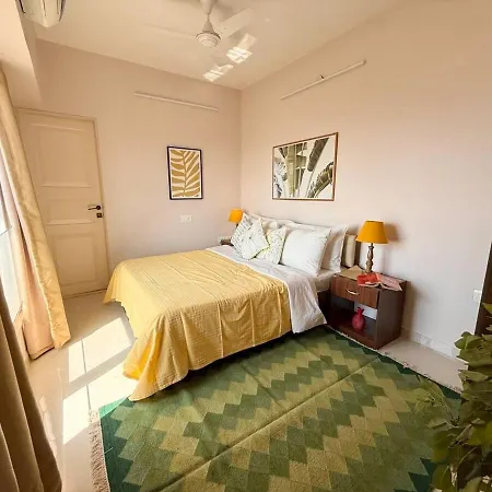 Connekthomes - 5 Star 3Bed3Bath Luxury Pool, Gym Near Airport Bkc * Mumbai