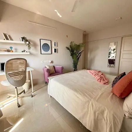 Apartment Connekthomes - 5 Star 3Bed3Bath Luxury Pool, Gym Near Airport Bkc Mumbai