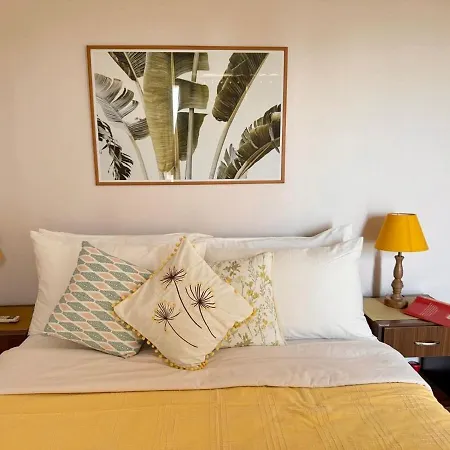 Apartment Connekthomes - 5 Star 3Bed3Bath Luxury Pool, Gym Near Airport Bkc *