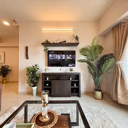 Connekthomes - 5 Star 3Bed3Bath Luxury Pool, Gym Near Airport Bkc * Mumbai