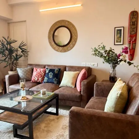 Connekthomes - 5 Star 3Bed3Bath Luxury Pool, Gym Near Airport Bkc Mumbai