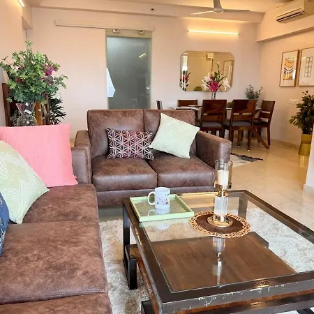 Connekthomes - 5 Star 3Bed3Bath Luxury Pool, Gym Near Airport Bkc Apartment Mumbai