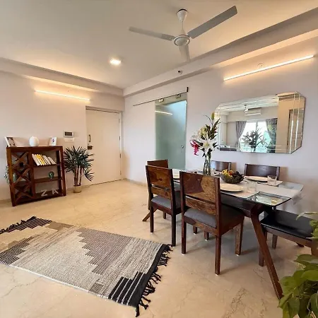 Connekthomes - 5 Star 3Bed3Bath Luxury Pool, Gym Near Airport Bkc *