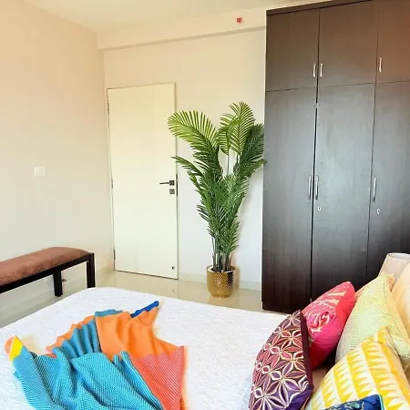 Connekthomes - 5 Star 3Bed3Bath Luxury Pool, Gym Near Airport Bkc Mumbai