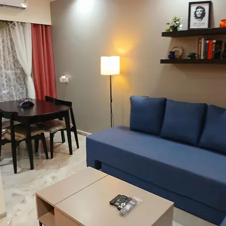 Lakefront Lounge-luxe 1bhk With 2 Baths-2bed * Mumbai